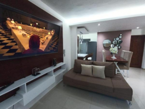 Lia Amanda Edificio 5